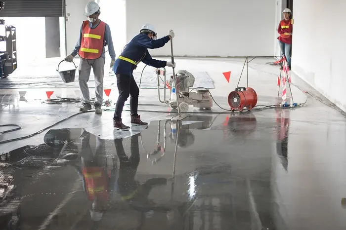 現場作業員 (未経験者)